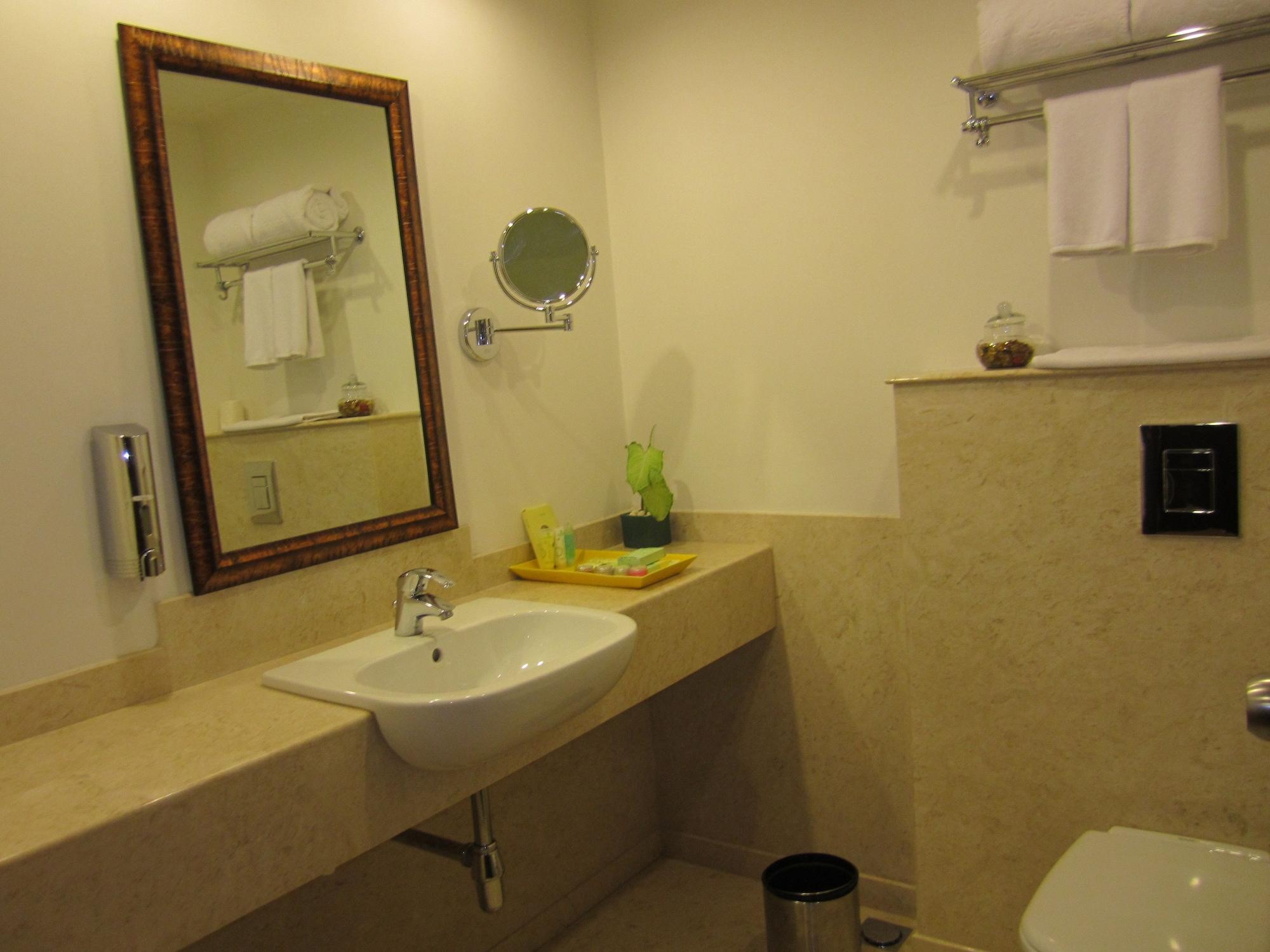 Lemon Tree Premier Hitec City Hyderabad Eksteriør bilde