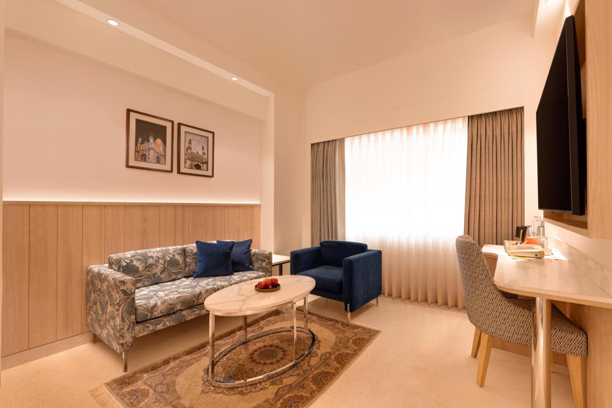 Lemon Tree Premier Hitec City Hyderabad Eksteriør bilde